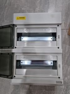 Vỏ tủ điện nhựa 24 Module